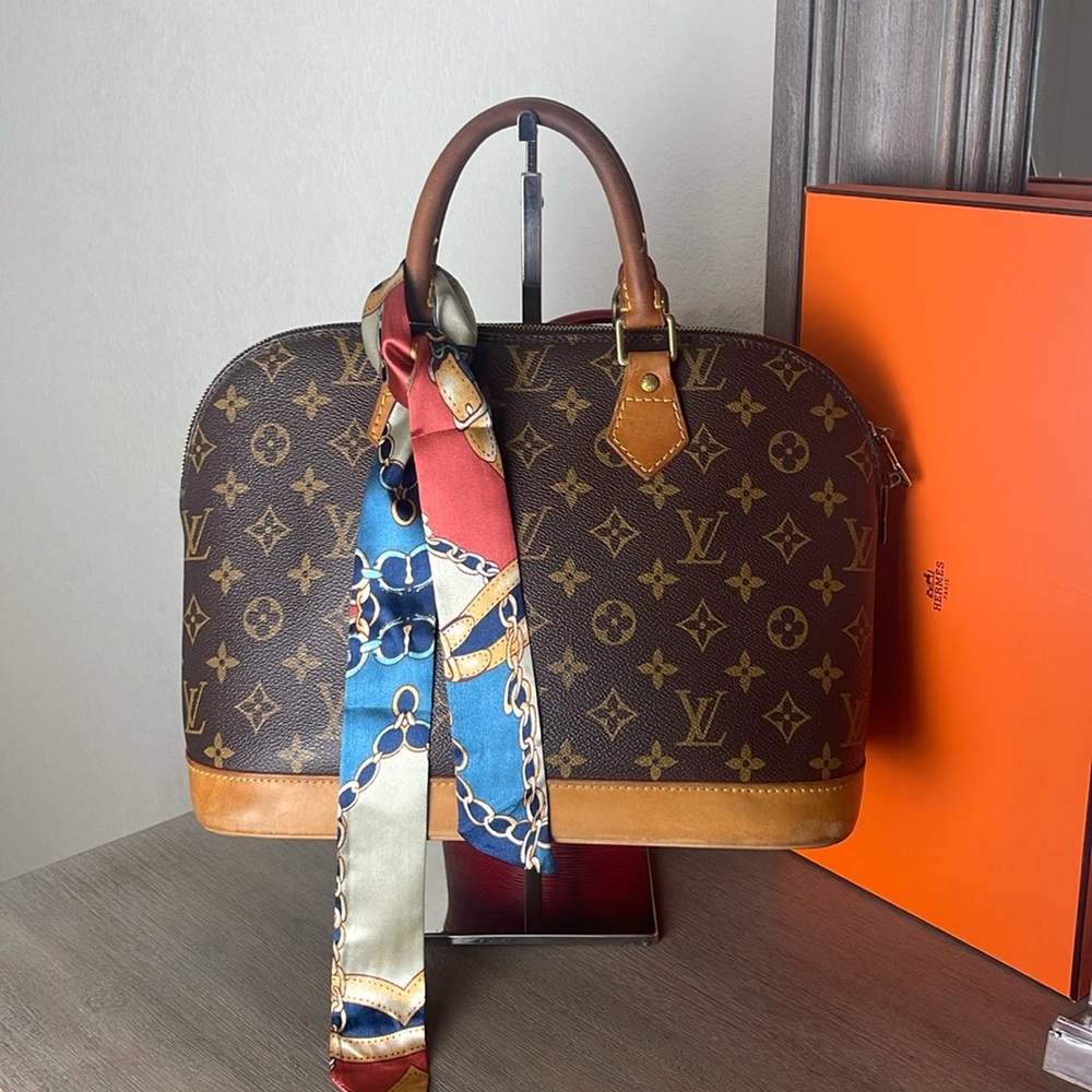 Louis Vuitton Alma PM
